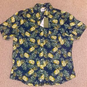 Men’s Pineapple Shirt 🍍